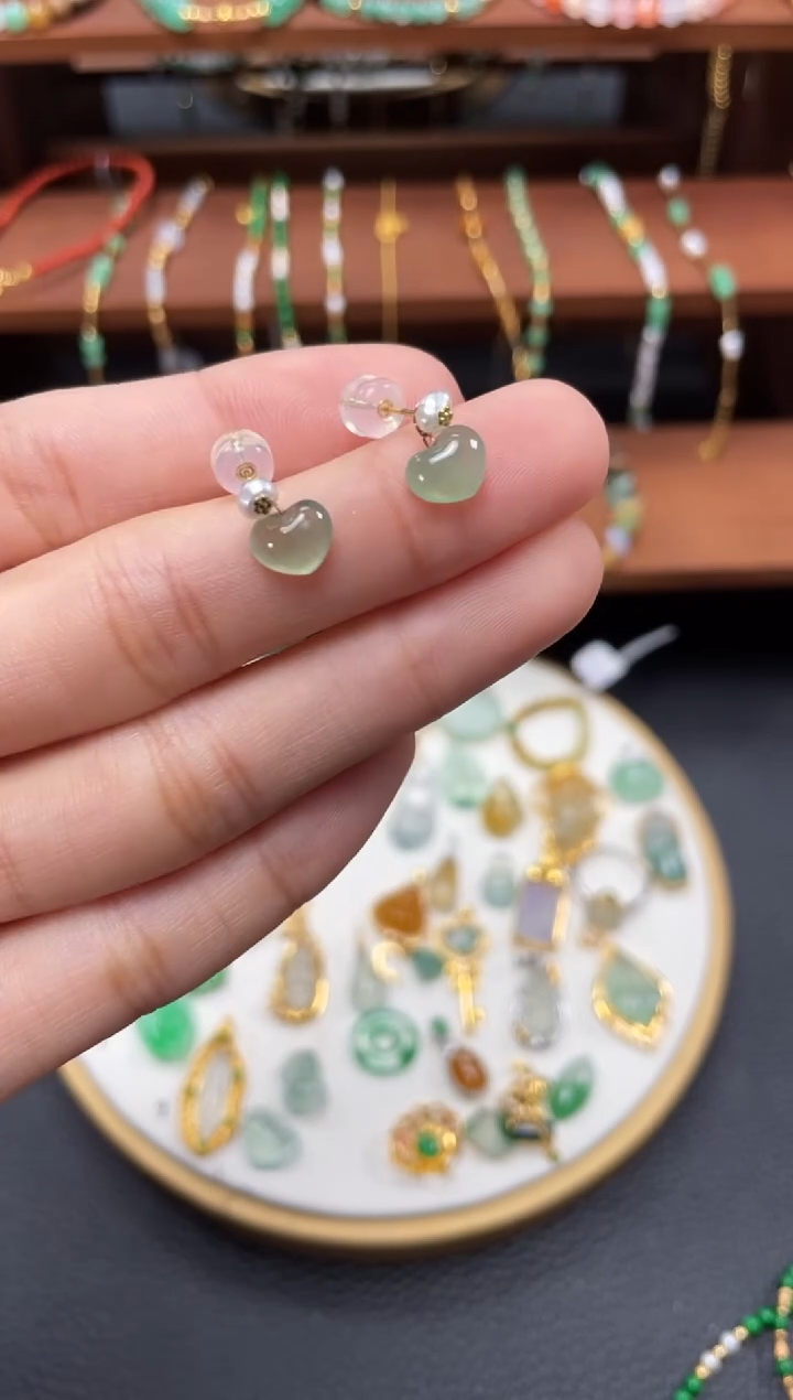 【闪购商品】翡翠耳钉18K金镶嵌2个   JK163