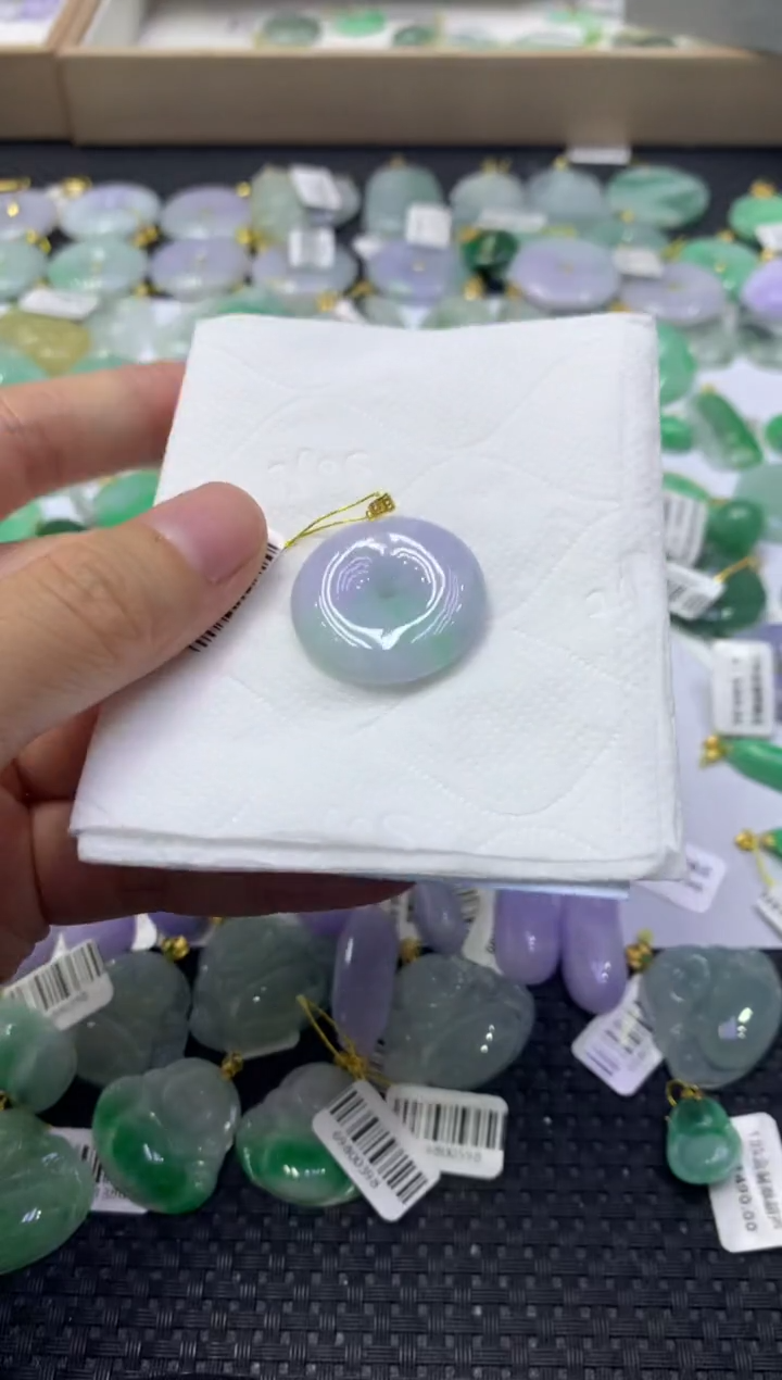 颈饰18K金镶嵌翡翠天然缅甸翡翠A货