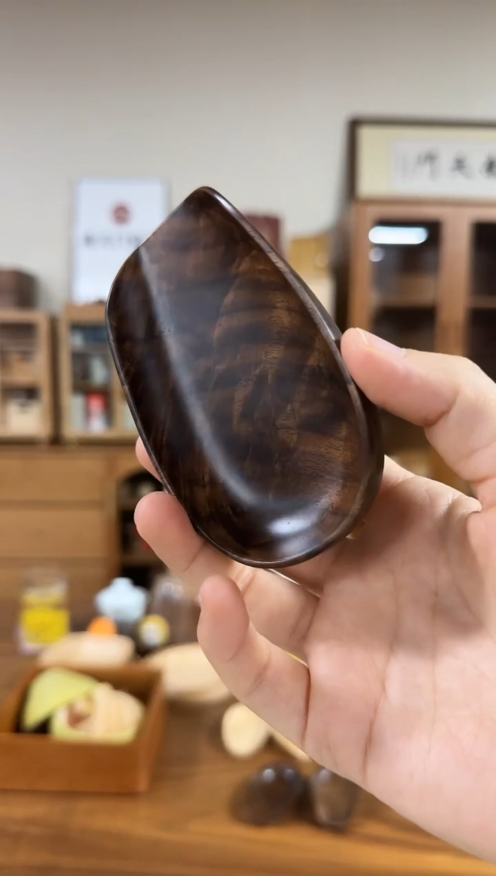 木（非红木类）用****7黑胡桃木金瘤茶则