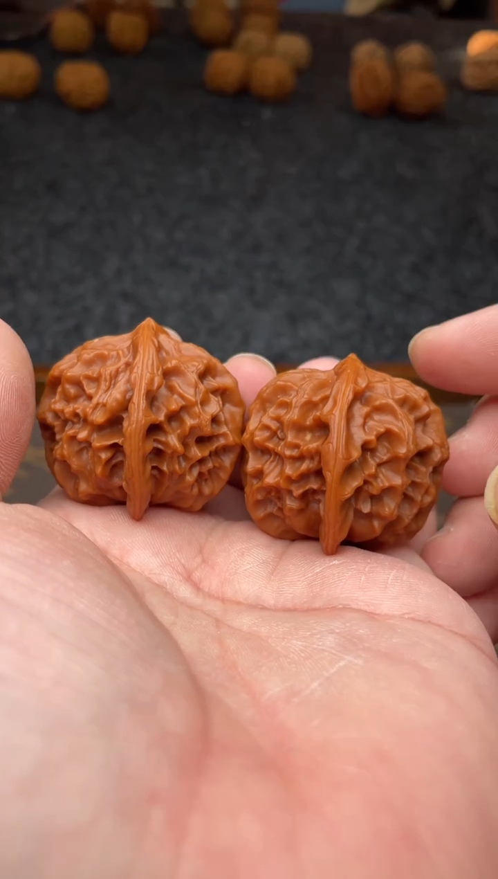 把件文玩核桃B  76号   40尺龙鳞