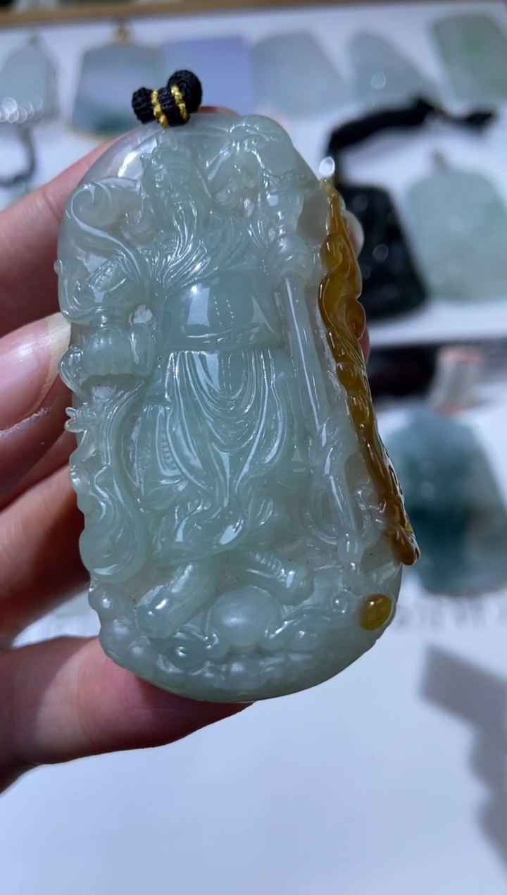 未镶嵌挂件翡翠376929   多人