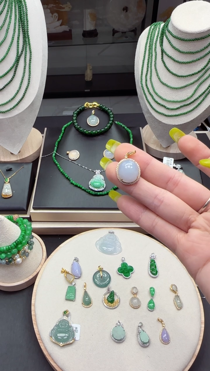 【闪购商品】翡翠吊坠(不含链)18K金镶嵌【海莎一口翠】翡翠挂件1