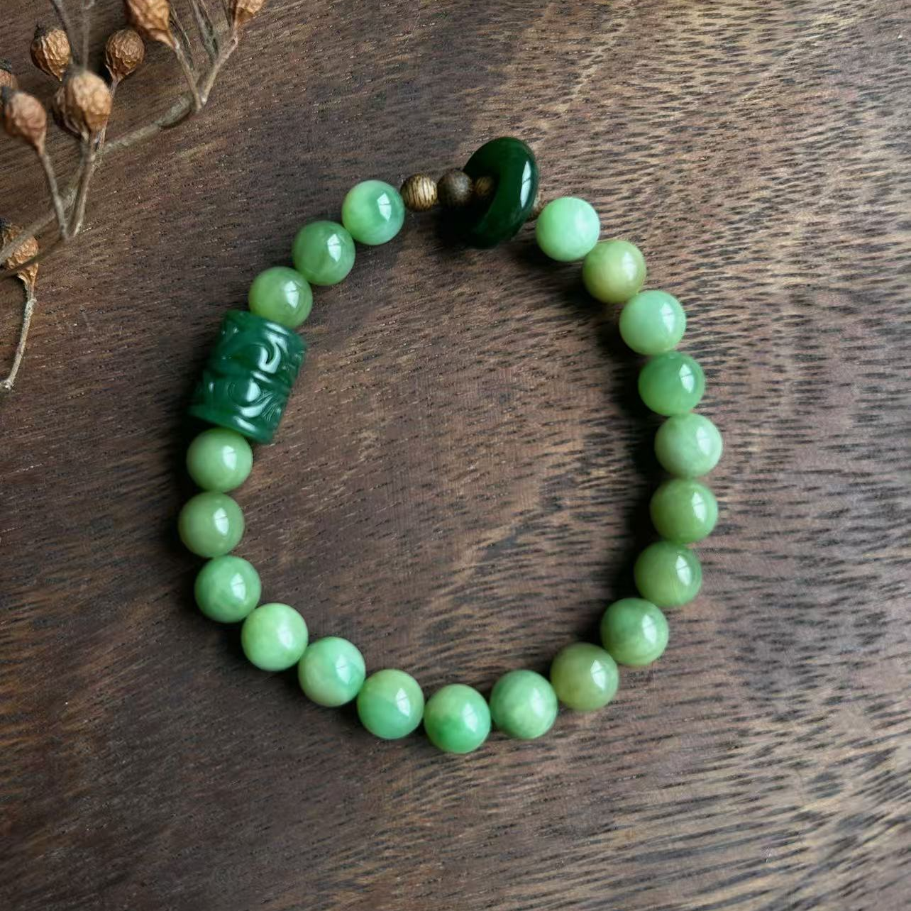 【叶叶重】8mm黑羊洞和田玉手串 