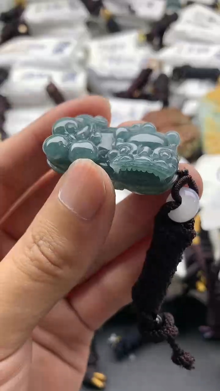 【闪购商品】翡翠颈饰未镶嵌555555555