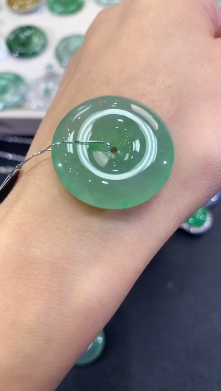 【闪购商品】翡翠吊坠(不含链)未镶嵌a80          