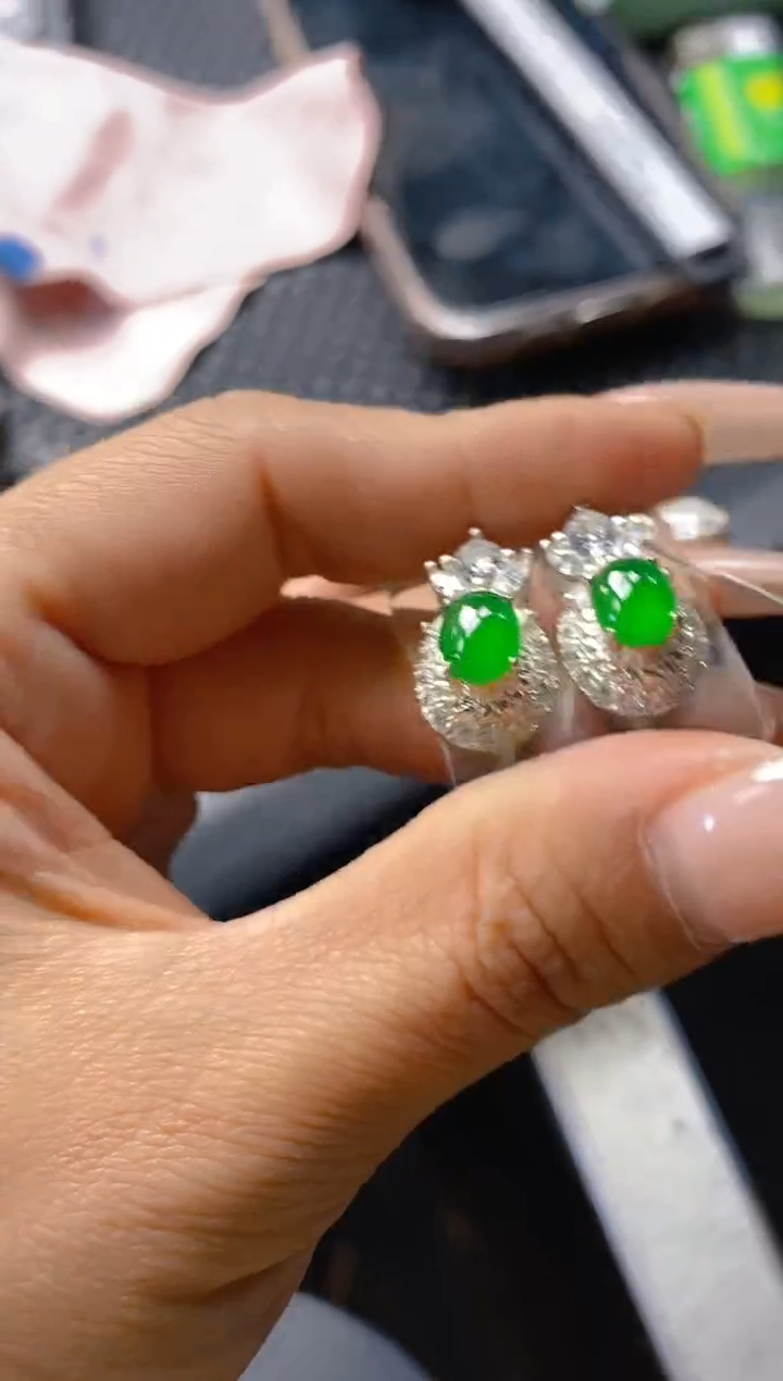 【闪购商品】定制翡翠未镶嵌天然翡翠蛋面99