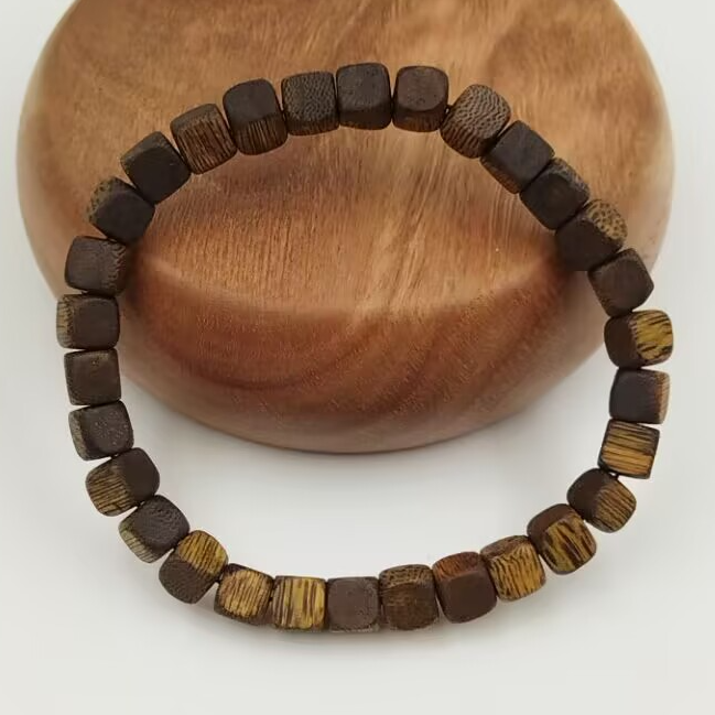 奇楠沉香九九沉0.6板头方珠单圈一条（多样性发一）