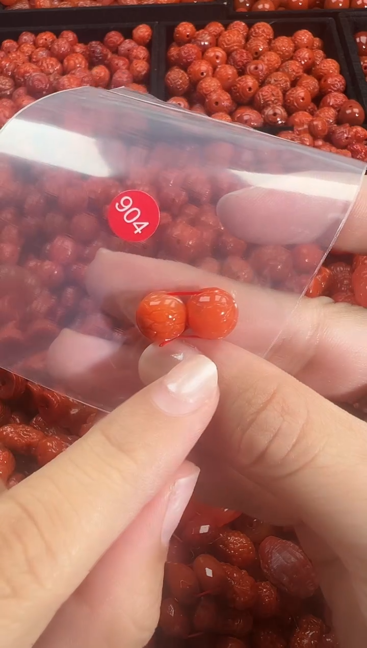 颈饰未镶嵌南红玛瑙1