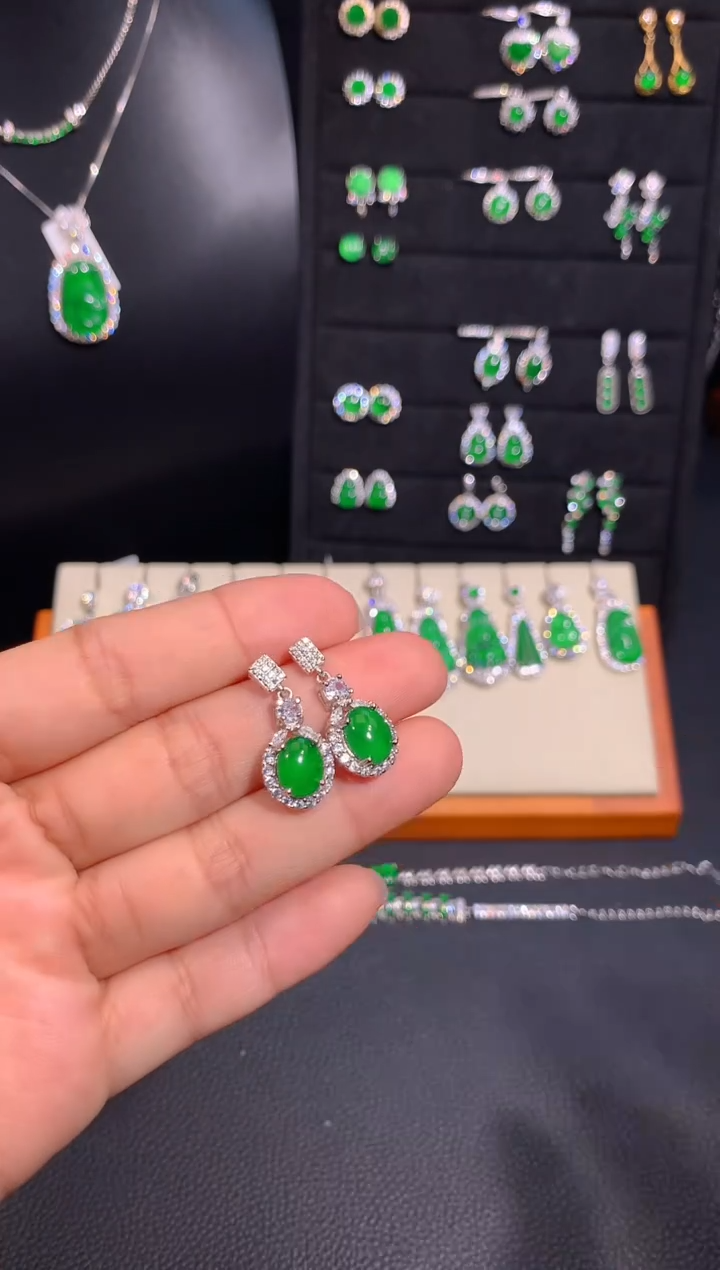 翡翠银S925镶嵌耳饰多样性