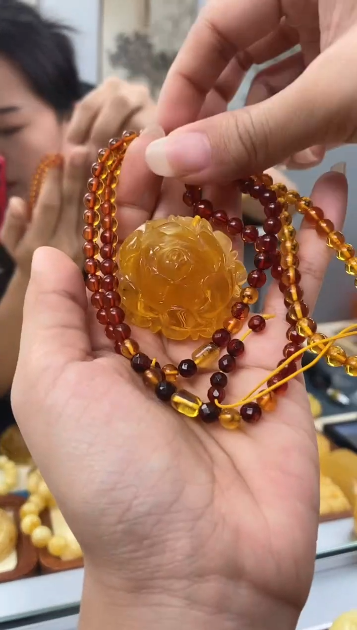 【闪购商品】琥珀裸石未镶嵌天然琥珀蜜蜡牡丹花