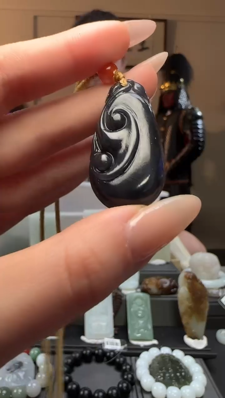 【闪购商品】和田玉吊坠未镶嵌帝王紫如意