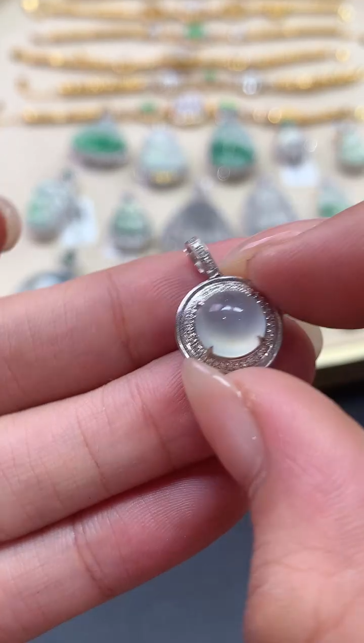 翡翠18K金镶嵌吊坠(不含链)A689/1980