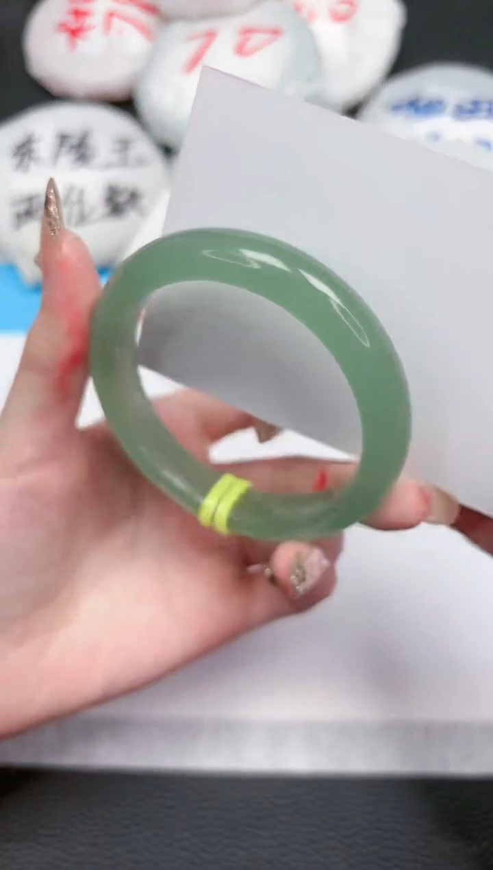 【闪购商品】石英质玉手镯未镶嵌448-55.7