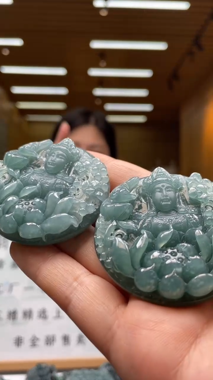 【闪购商品】定制翡翠未镶嵌多样性发货 （只发一件）x58