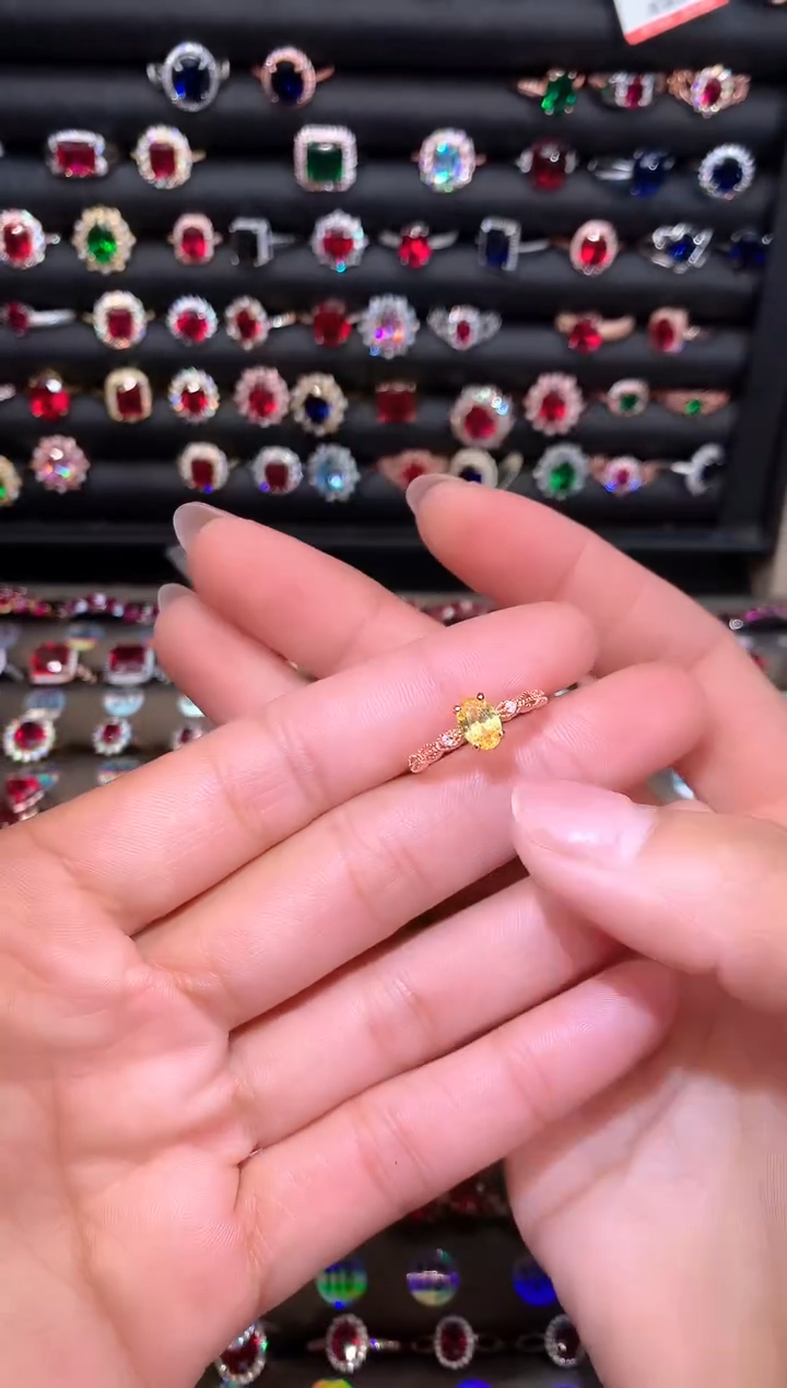 【闪购商品】水晶戒指银S925镶嵌黄水晶57