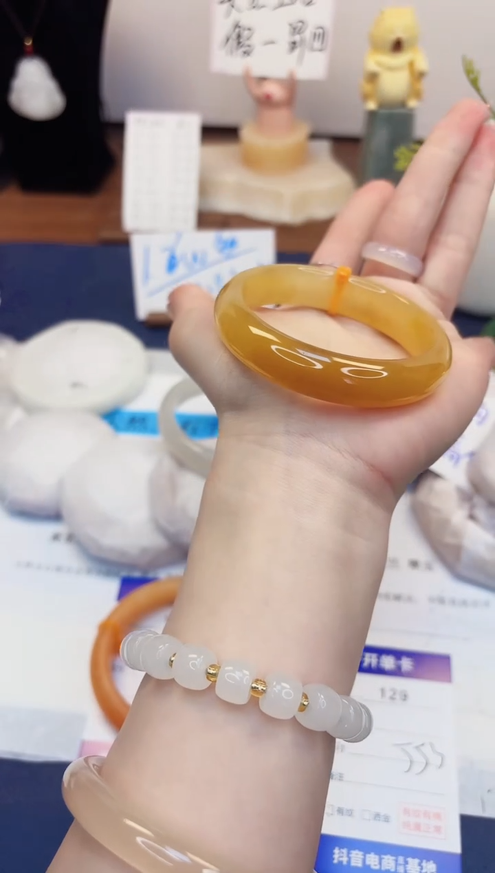 【闪购商品】石英质玉手镯未镶嵌129-财气镯-圈口55