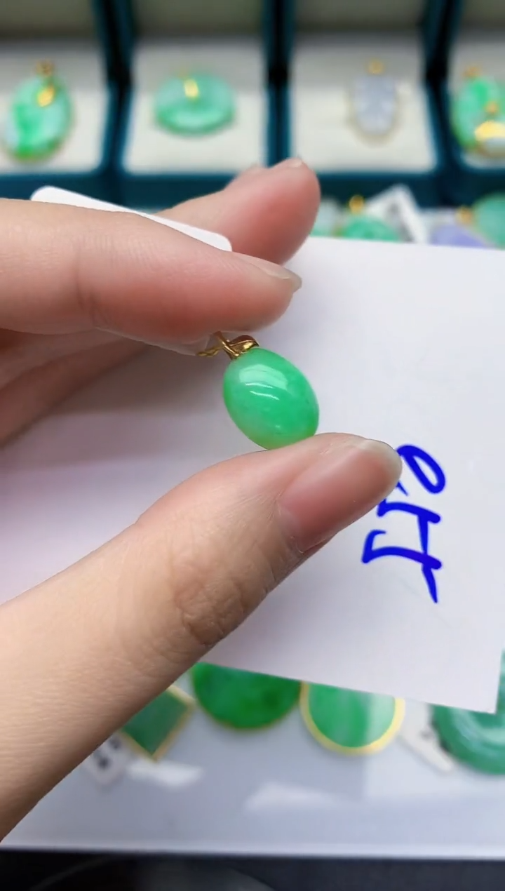 【闪购商品】翡翠颈饰18K金镶嵌000000000