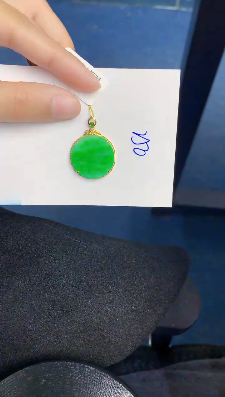 【闪购商品】翡翠颈饰18K金镶嵌000000000