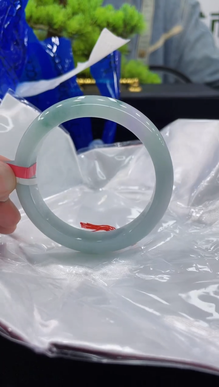 【闪购商品】翡翠手镯未镶嵌手镯