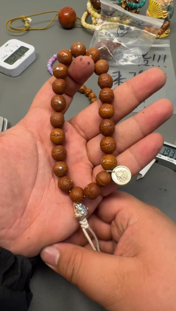 【闪购商品】猴头核桃吊坠猴头手串