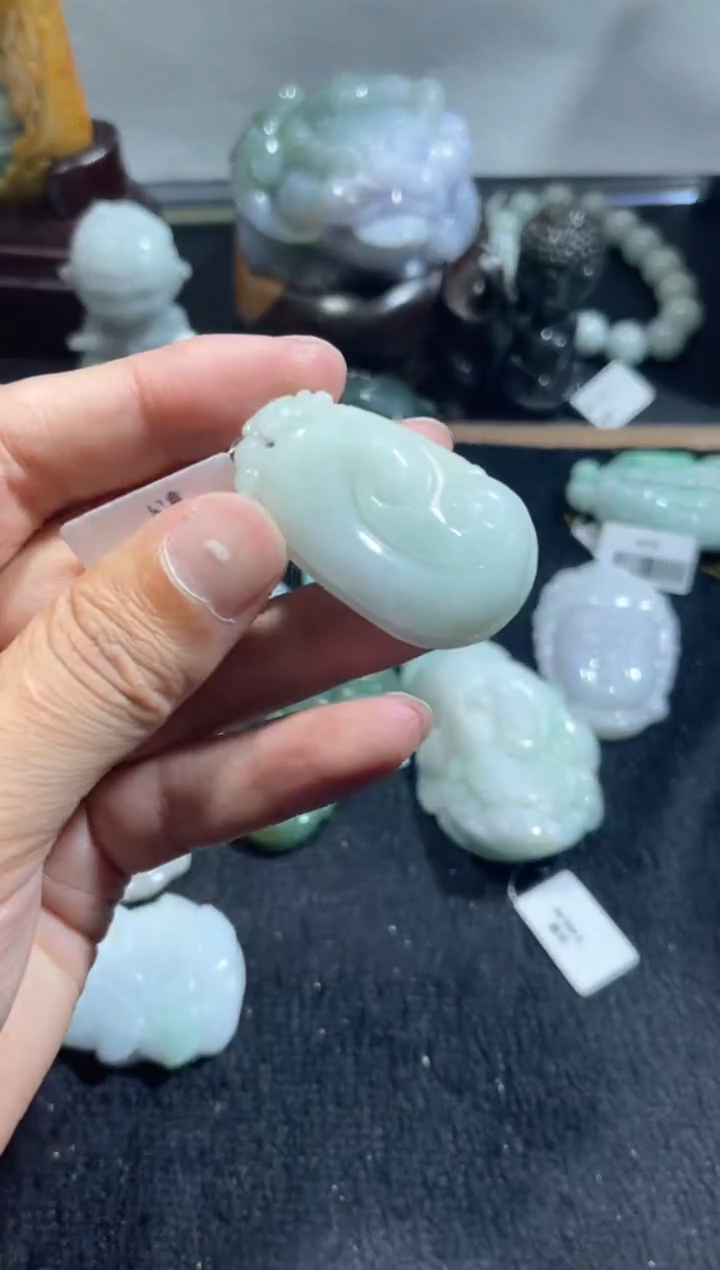 【闪购商品】翡翠颈饰未镶嵌00000160