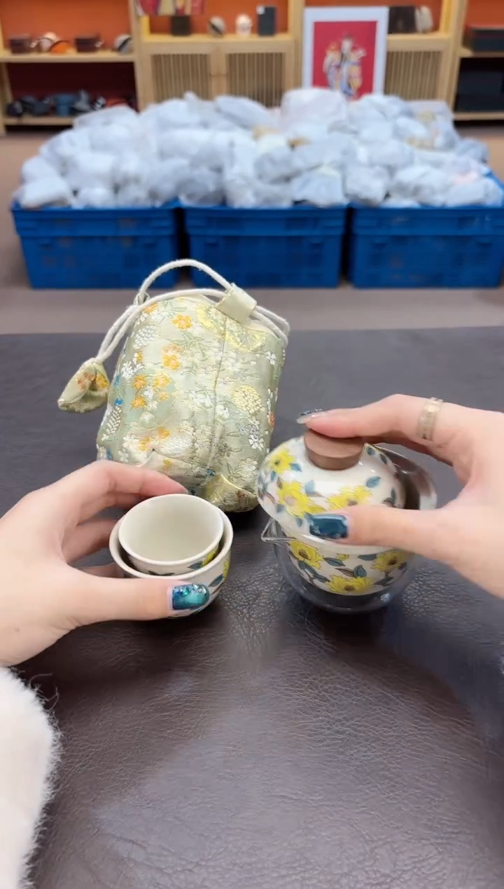 【闪购商品】摆件瓷SC1111111111111