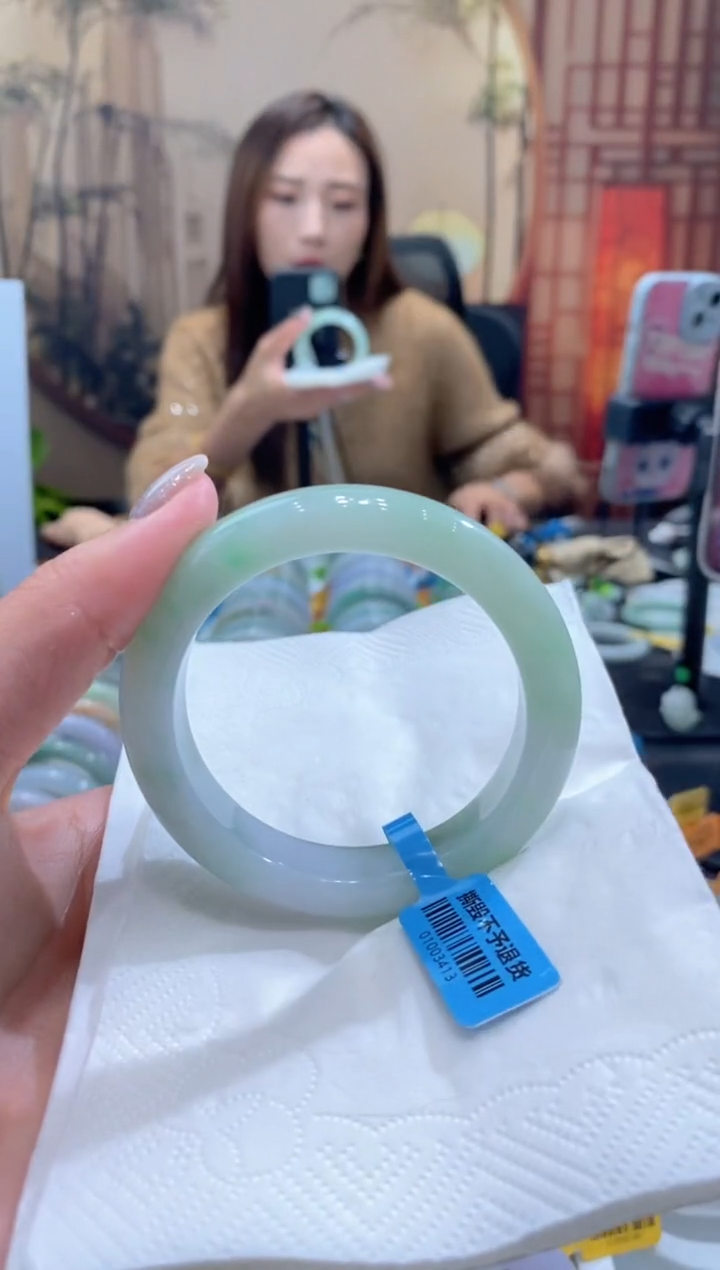 未镶嵌手镯翡翠000070361