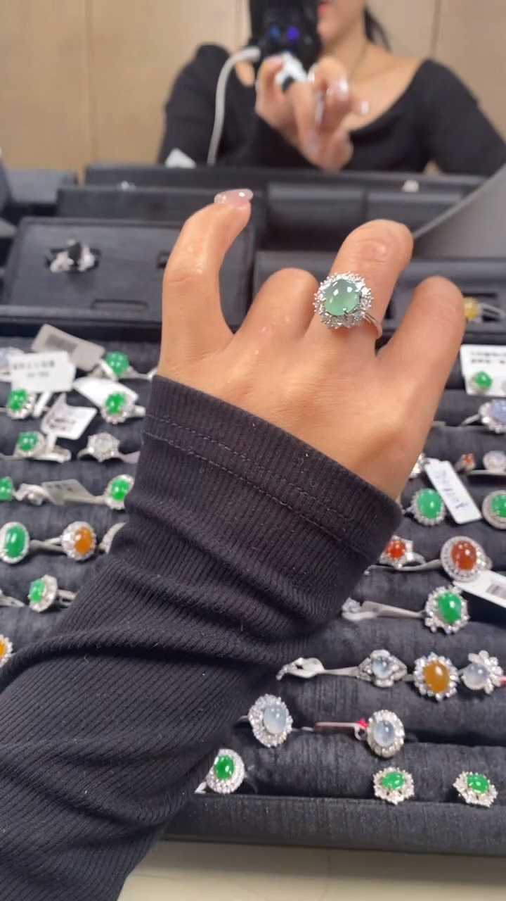 【闪购商品】翡翠戒指银S925镶嵌8836