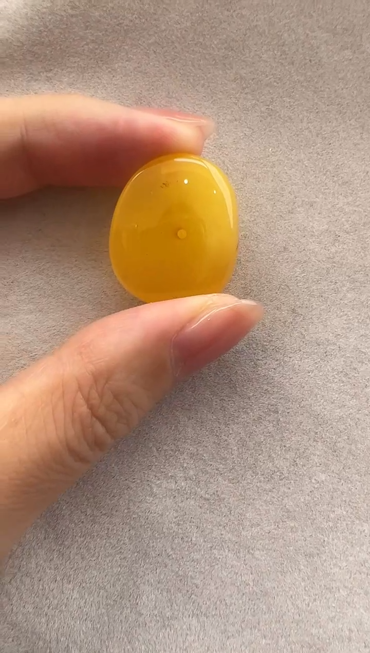 【闪购商品】琥珀裸石未镶嵌10208171-配饰