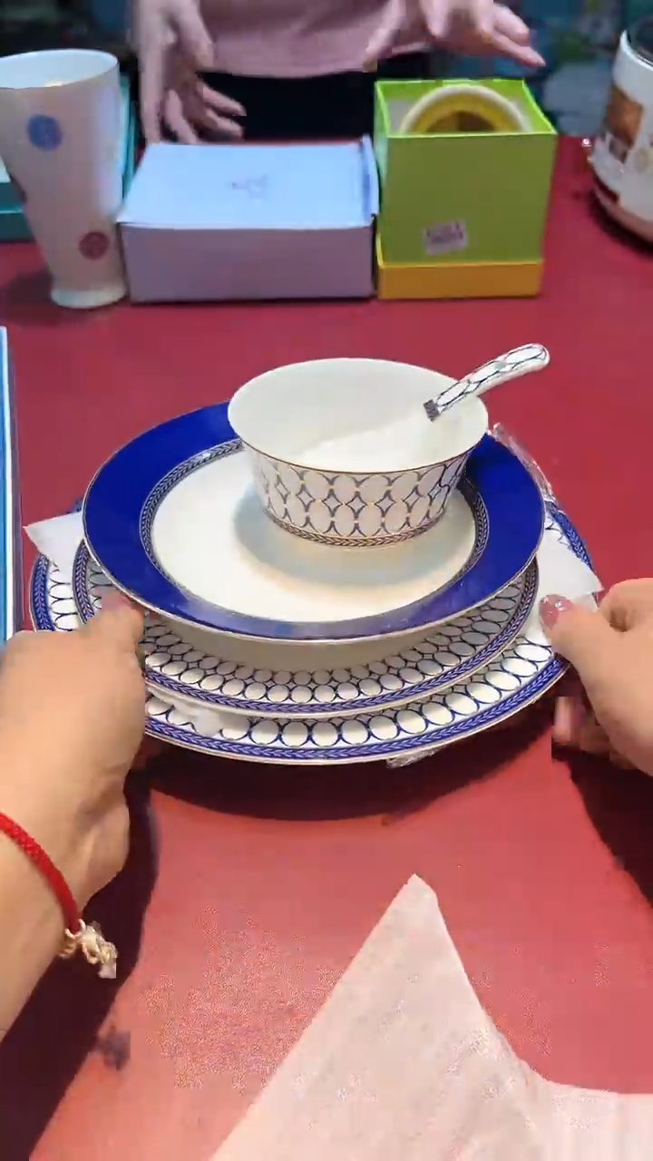 【闪购商品】瓷片锅碗瓢盆一件不剩