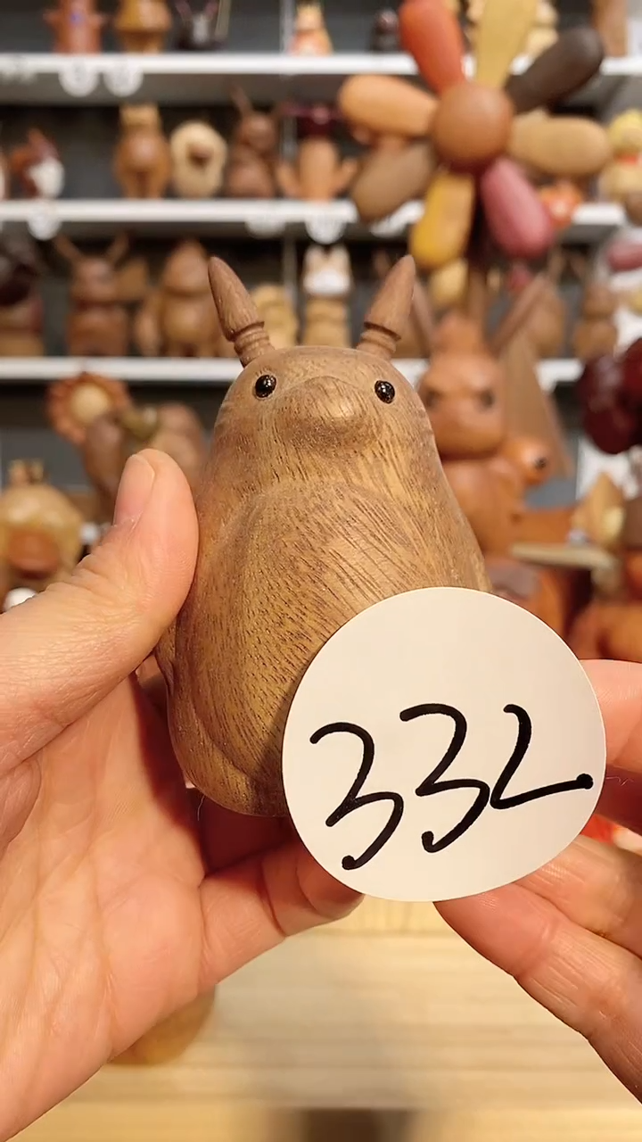 【闪购商品】木木雕摆件可爱卡通