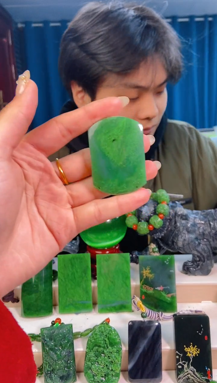 【闪购商品】和田玉未镶嵌挂件1
