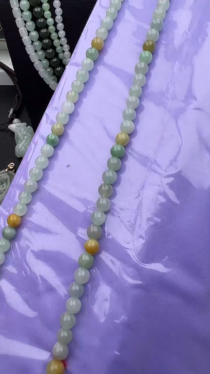 颈饰未镶嵌翡翠玉珠