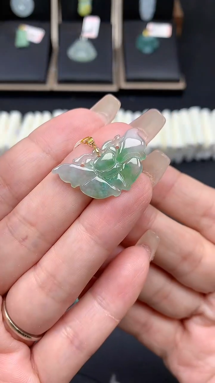 【闪购商品】翡翠吊坠(不含链)18K金镶嵌MS141781