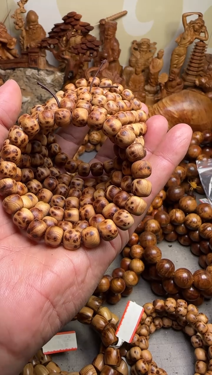 【闪购商品】柏木手串/手链太行崖柏爆满瘤疤老型珠8x9