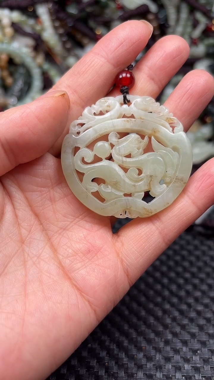 【闪购商品】和田玉颈饰未镶嵌1