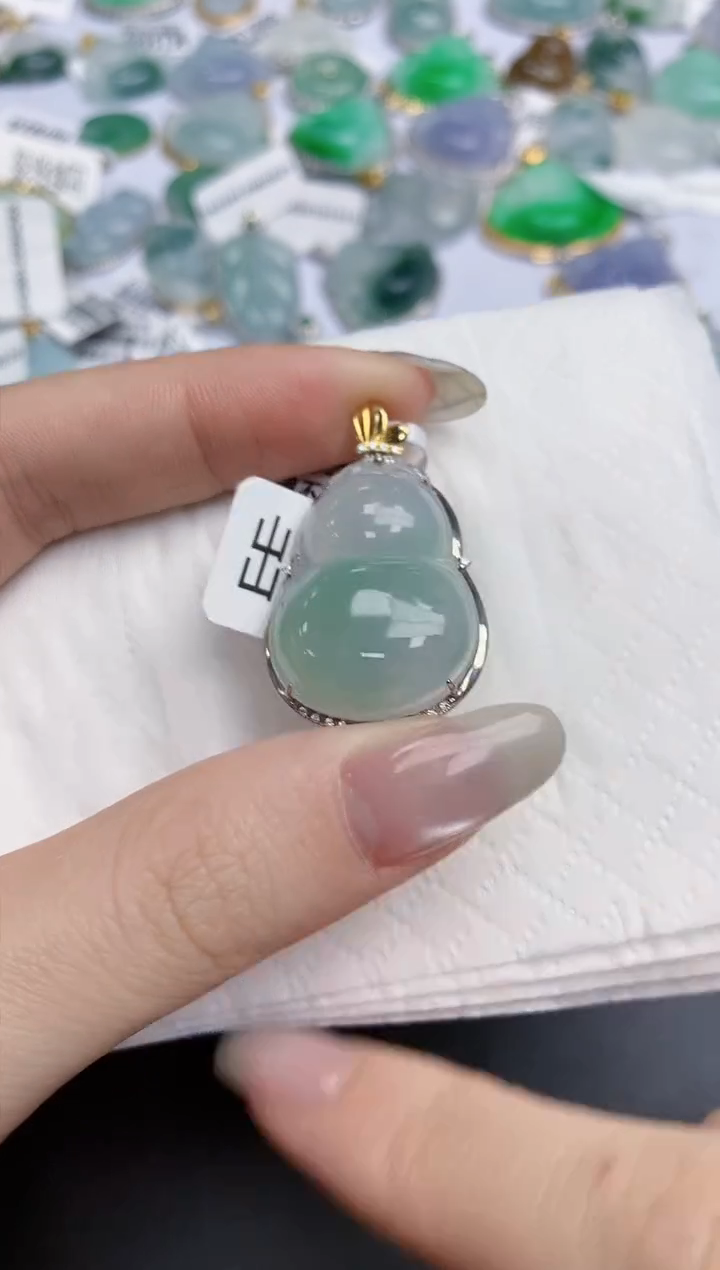 【闪购商品】翡翠颈饰18K金镶嵌天然缅甸翡翠A货