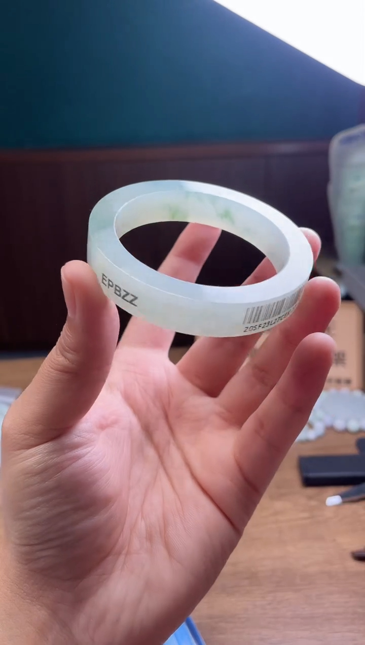 【闪购商品】定制翡翠手镯未镶嵌定制