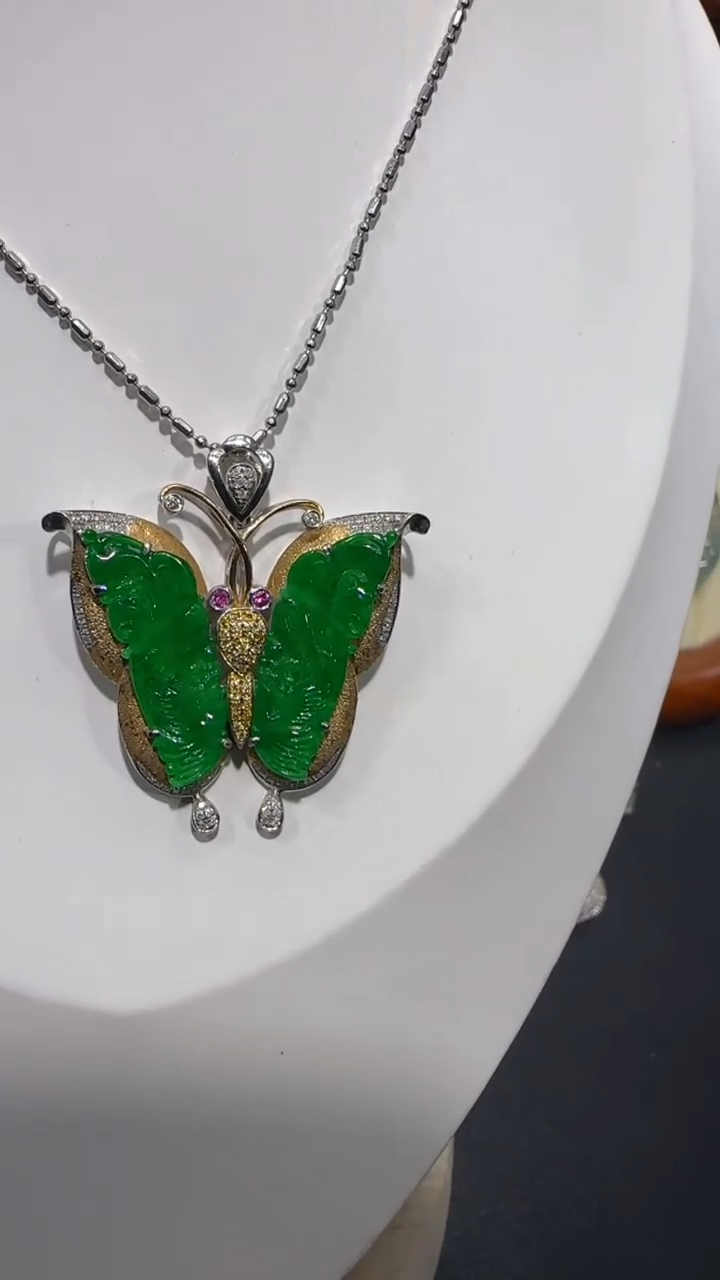 【闪购商品】翡翠吊坠(不含链)18K金镶嵌吊坠