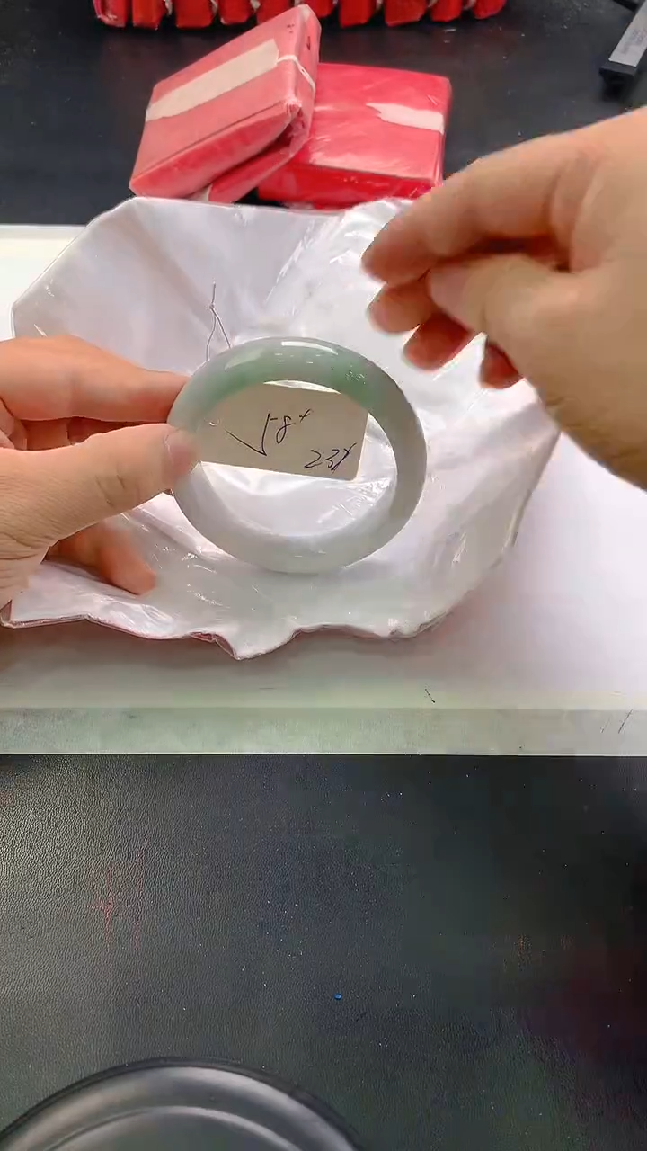 未镶嵌手镯翡翠231