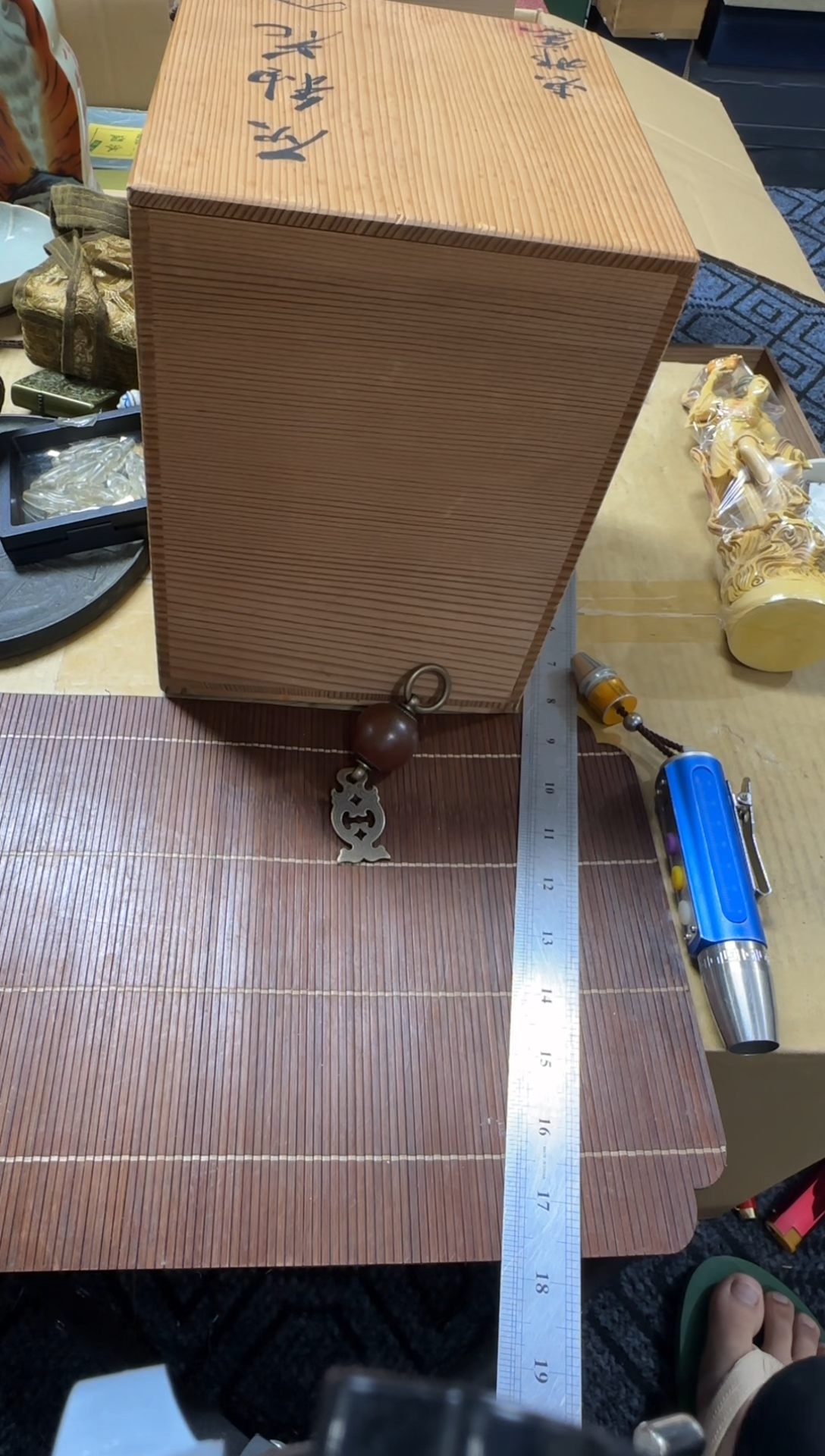 1丝**铃精品瓷一物一拍定闪