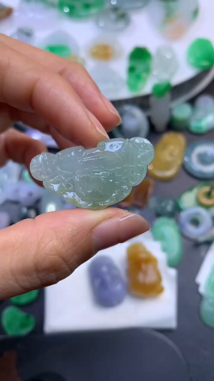 【闪购商品】定制翡翠未镶嵌翡翠
