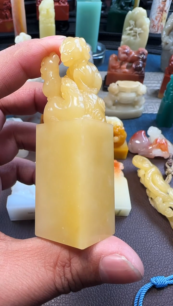 【闪购商品】寿山石绿若通三羊