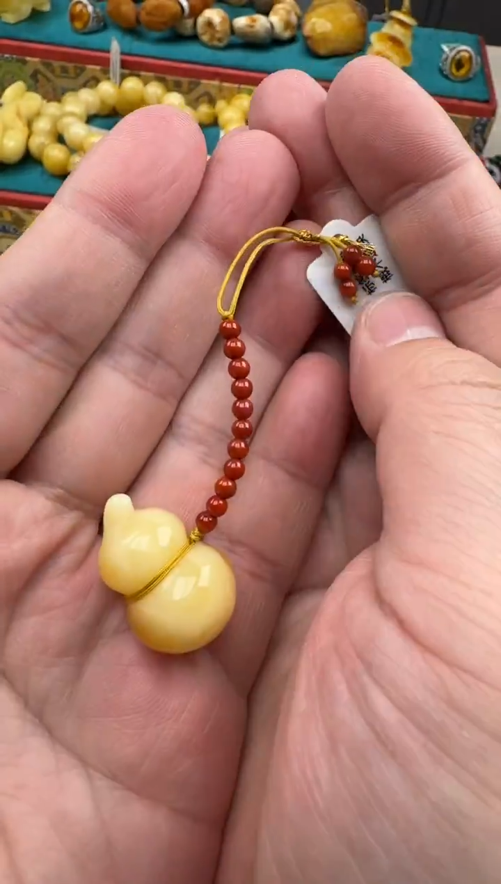 琥珀未镶嵌珠宝奇石葫芦配饰HZ049