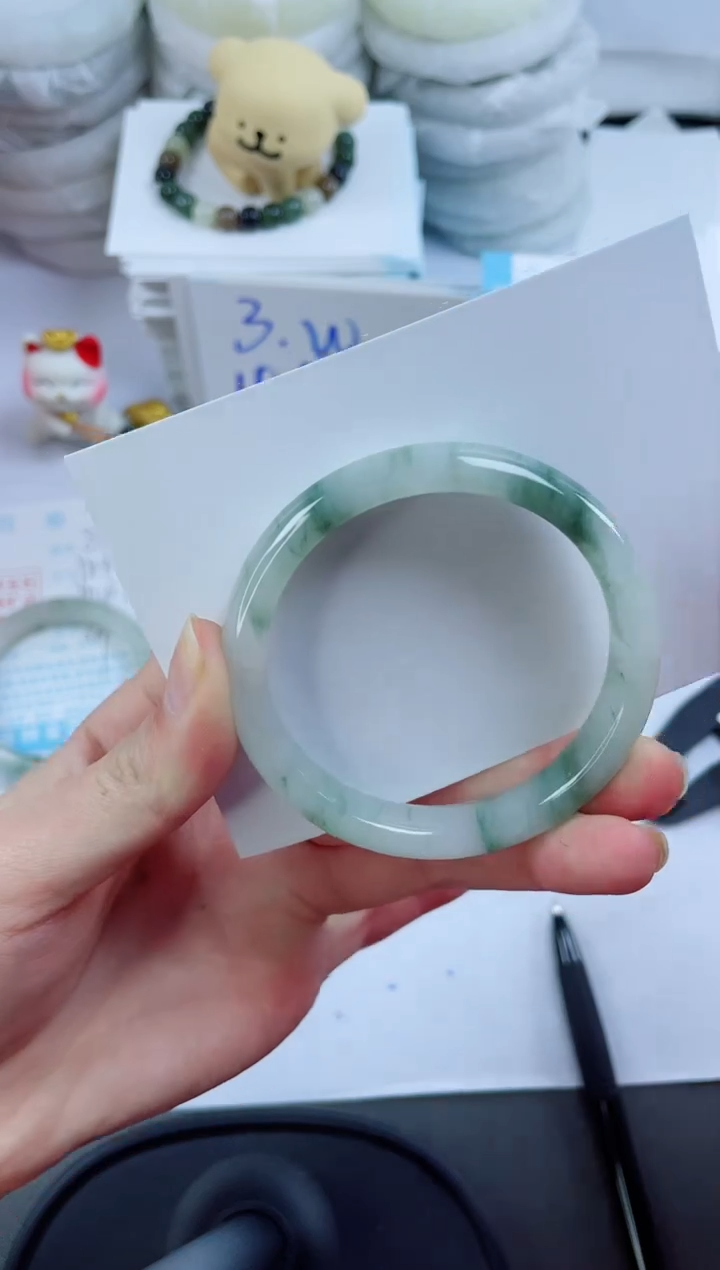 【闪购商品】石英质玉手镯未镶嵌814-51.3