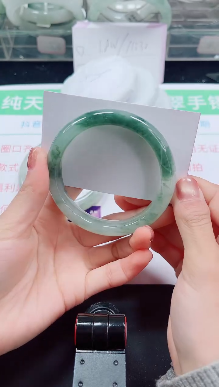 未镶嵌手镯石英质玉181-58/59