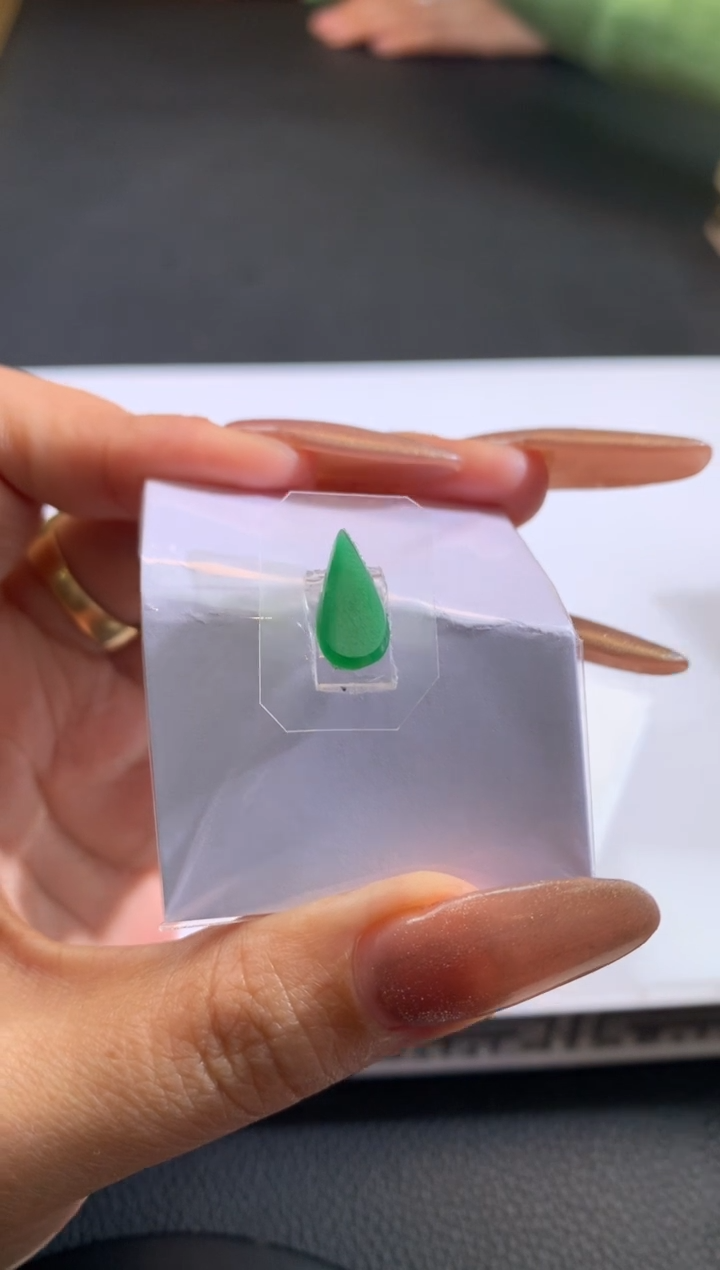 【闪购商品】定制翡翠未镶嵌翡翠