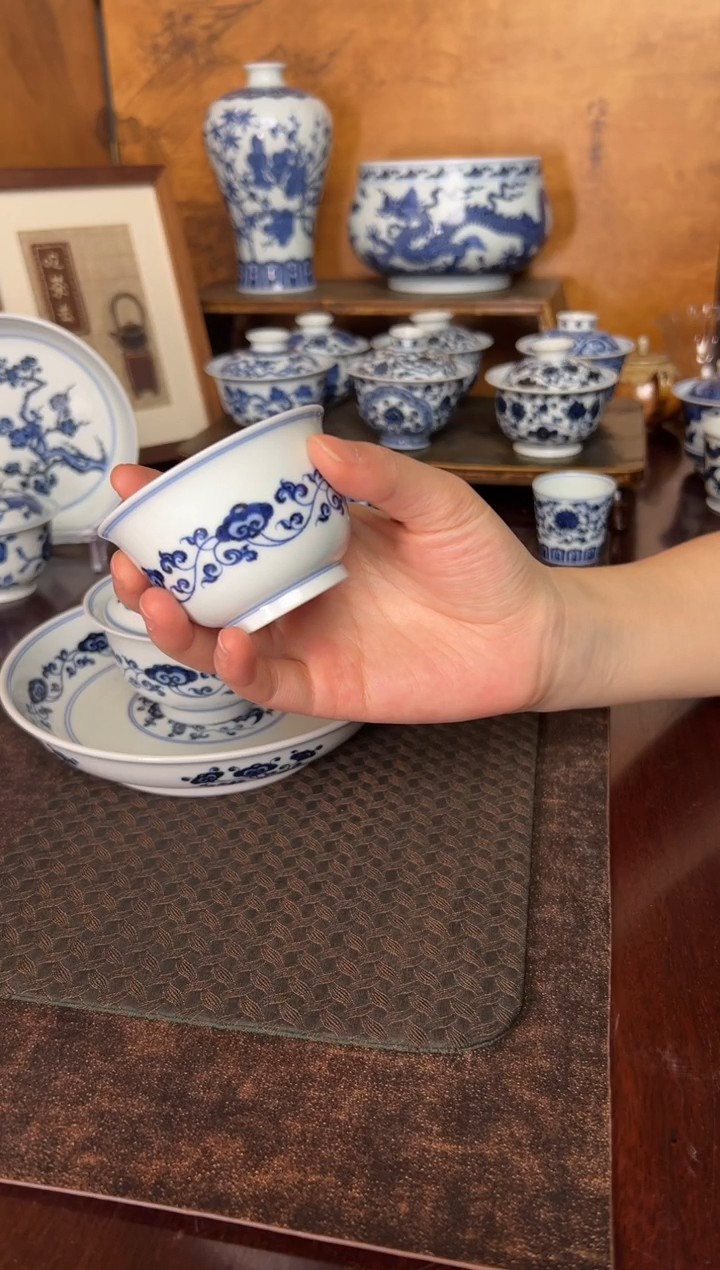 松风馆藏仿明青花灵芝杯