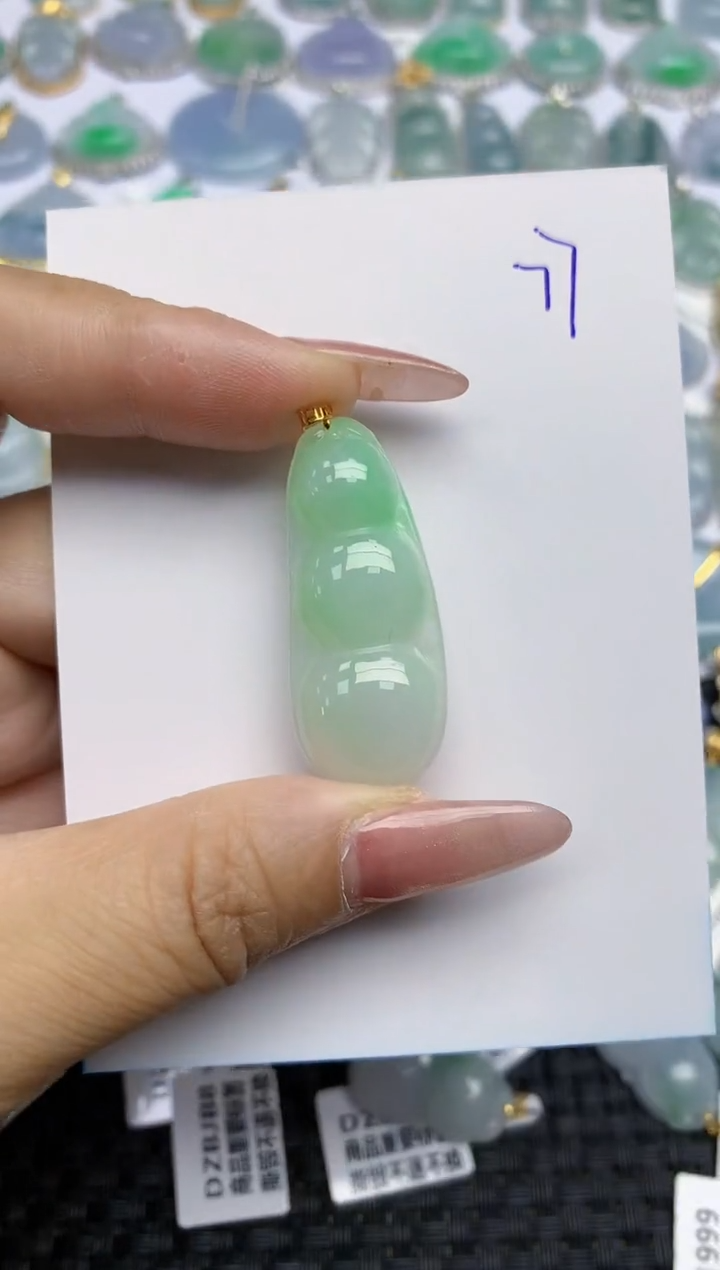 【闪购商品】翡翠颈饰18K金镶嵌天然A货翡翠 77