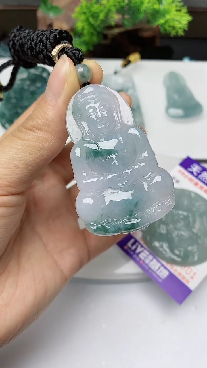 【闪购商品】翡翠颈饰未镶嵌